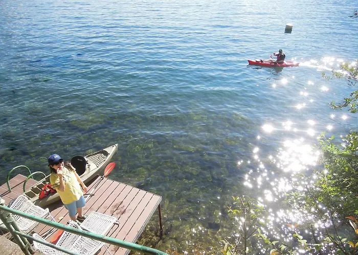 Charming House With Private Dock On Apartment *