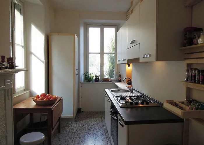 Charming House With Private Dock On * Argegno