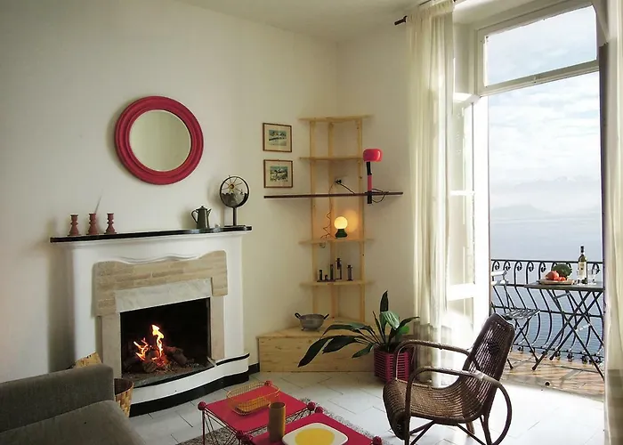 Appartement Charming House With Private Dock On